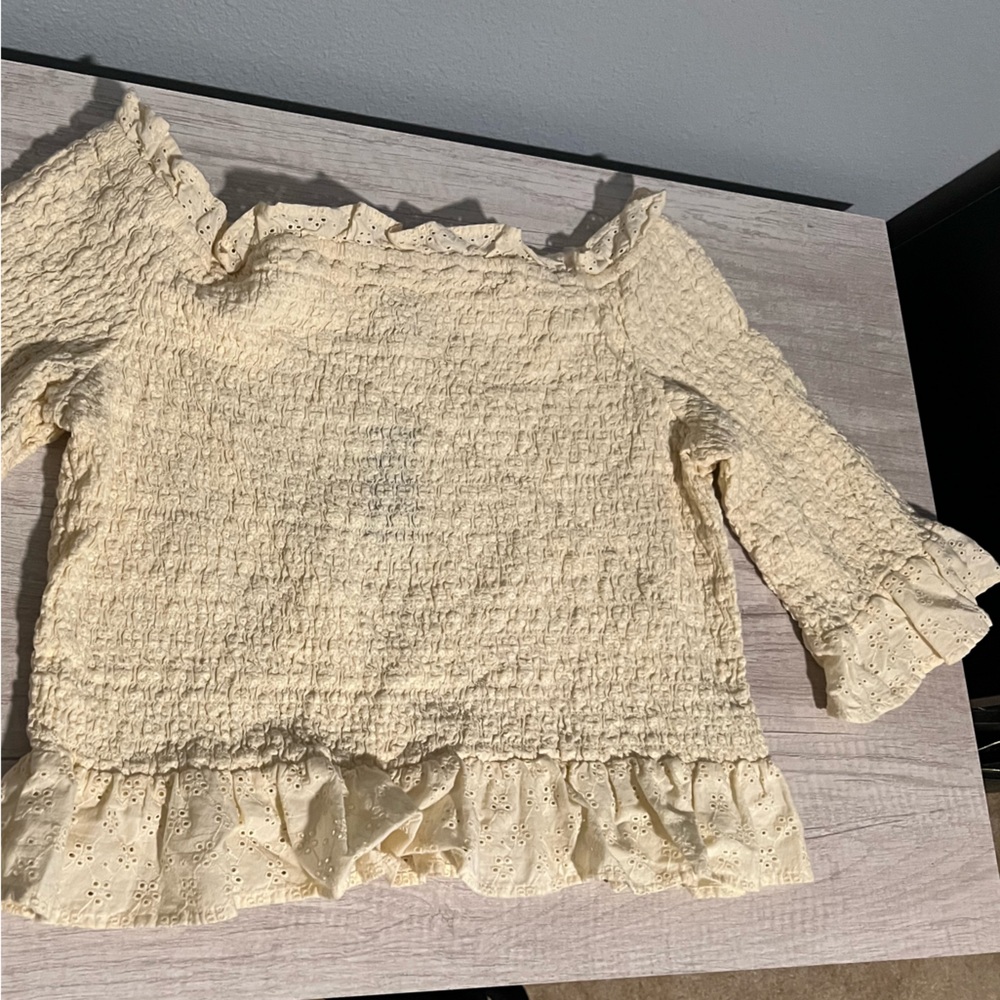American Eagle off the shoulder top